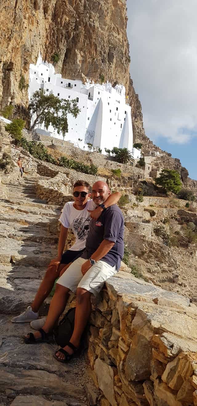 La costa di Amorgos vista dal mare