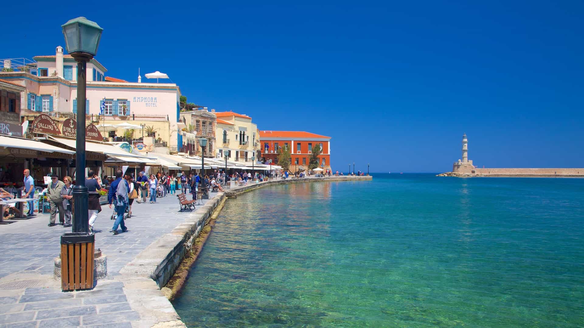 Il porto veneziano di Chania, punto di partenza delle nostre navigazioni cretesi