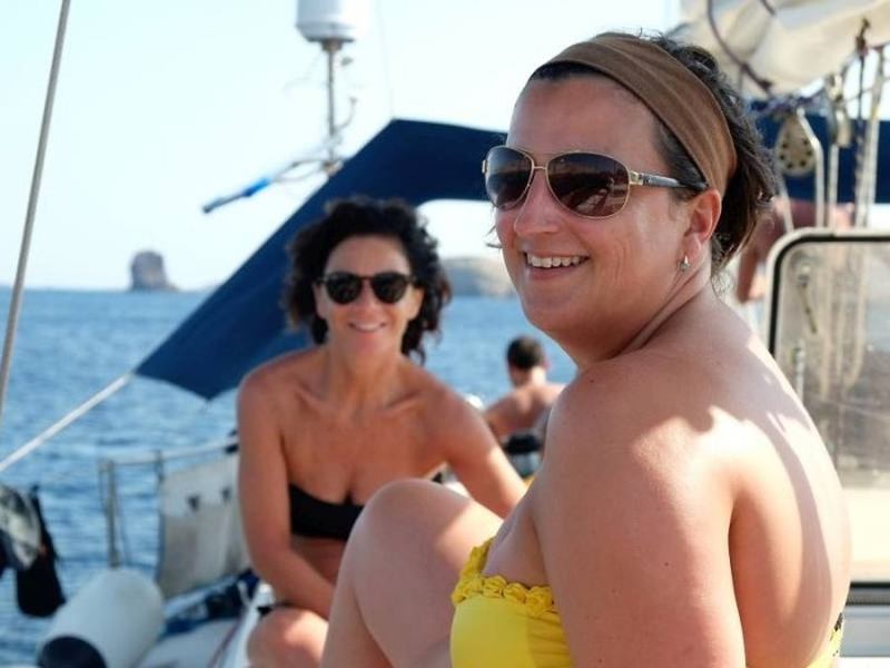 vacanze in barca a vela grecia arcipelago di milos persone - Pagina Itinerari/ios-rodi
